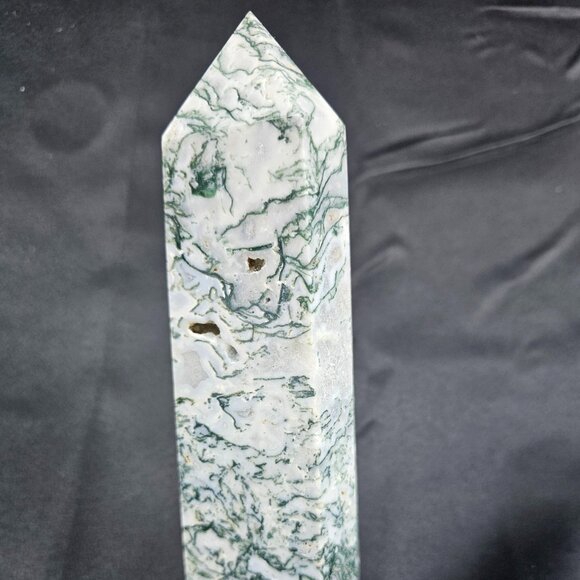 Green Moss Agate Tower With Druzy - Picture 3 of 8